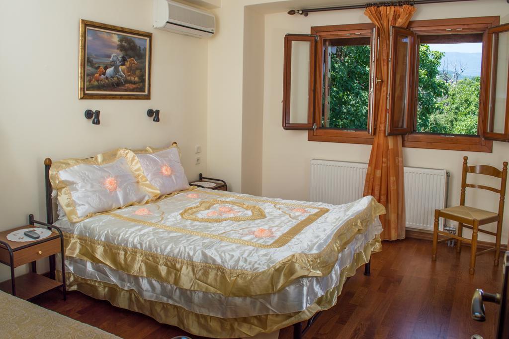 Hotel Adilon Tsagkarada Habitación foto